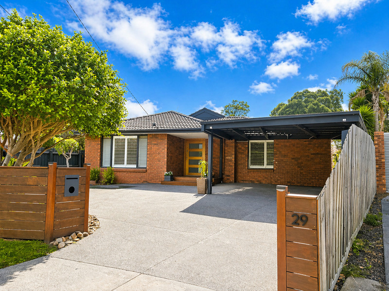 29 Willow-glen Court