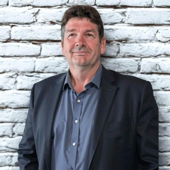 Mark Saunders